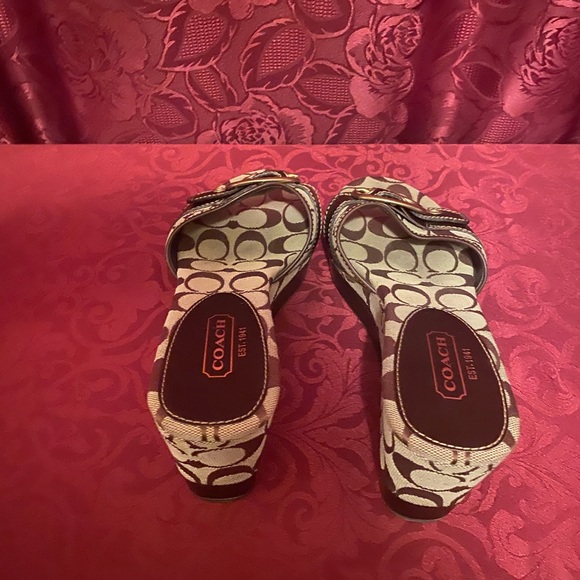 Coach shoes - Picture 2 of 4